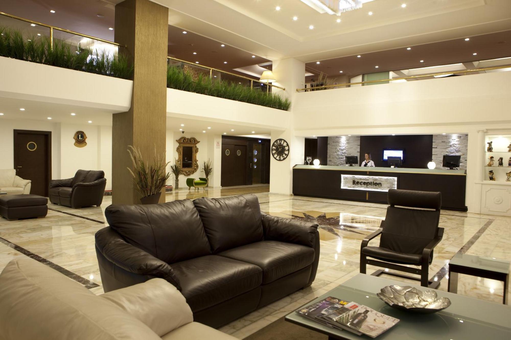 Susuzlu Atlantis Hotel İzmir Luaran gambar