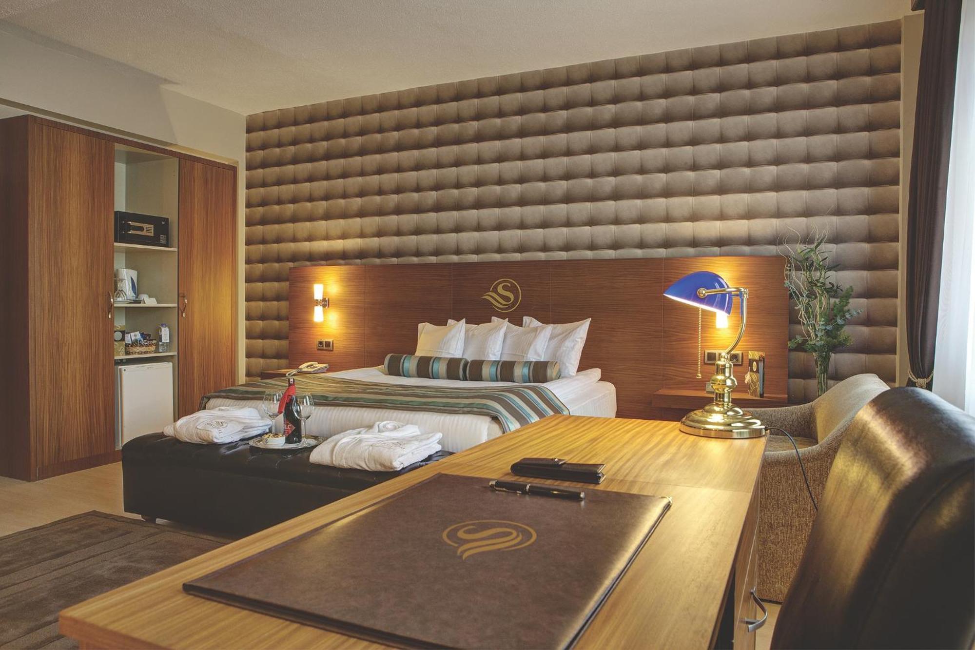Susuzlu Atlantis Hotel İzmir Luaran gambar