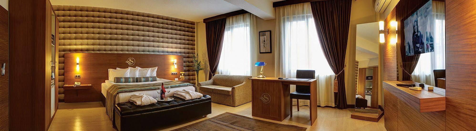 Susuzlu Atlantis Hotel İzmir Luaran gambar